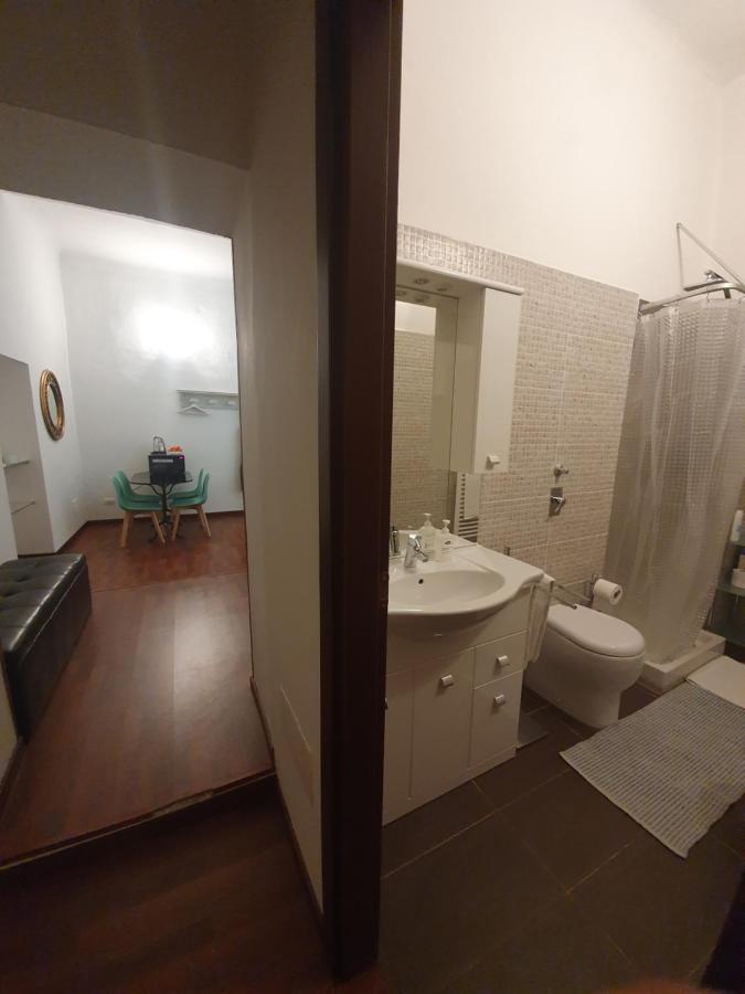 Arena Suite City Centre All Comforts - With Free Parking Garage - Con Parcheggio Incluso - Metro Verde Greenline Moscova Apartment