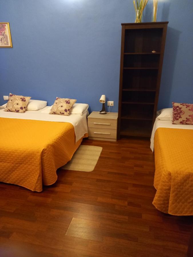 Arena Suite City Centre All Comforts - With Free Parking Garage - Con Parcheggio Incluso - Metro Verde Greenline Moscova Mailand